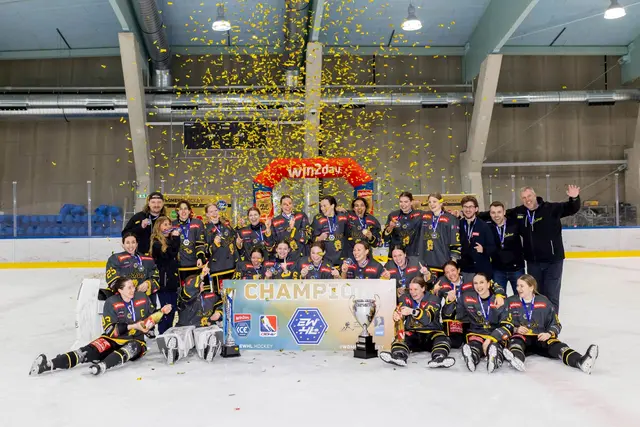 Die Champions der EWHL, in deren Reihen auch Hannah Leitner aus Axams ihren Teil zum Erfolg beitragen konnte. | Foto: ÖEHV