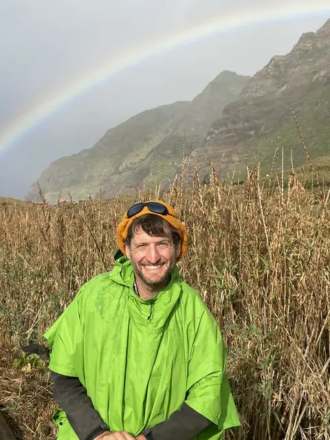 Wenn es regnet, wird man zwar naß – aber der nächste Regenbogen kommt bestimmt. | Foto: Rasinger