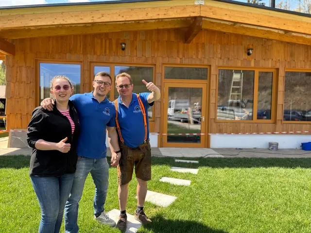 Im Feriendorf Gallien in Pernegg entstand ein neuer 90 Quadratmeter großer Saal mit Wintergarten. | Foto: Markus Kahrer