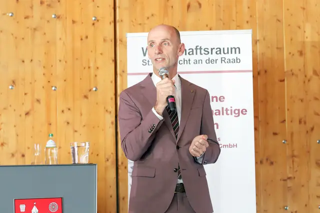 Landesrat DI Willibald Ehrenhöfer | Foto: Iris Bloder