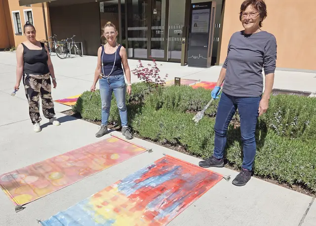 Ausstellungseröffnung am 8.05. um 15 Uhr & Welcome der Fahnen