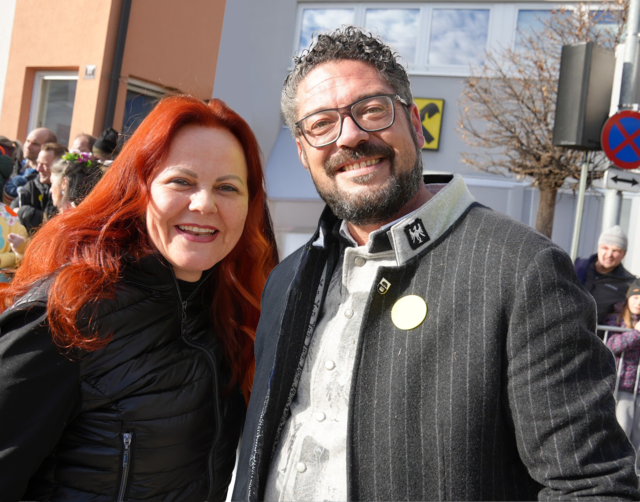 Bezirksparteiobfrau LR Cornelia Hagele gratuliert Bgm. Markus Freimüller zur Wiederwahl als Gemeindeparteiobmann der Volkspartei Fritzens. | Foto: Tiroler Volkspartei