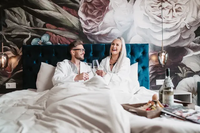 Vier neue Lodges am Weingut Zweytick in Ehrenhausen bieten moderne Rückzugsorte mitten in den Weinbergen. | Foto: Michaela Lorber