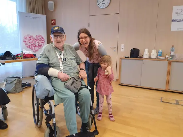 Ein Tag der Generationen in Kirchstetten – mit Leopold Kerschbaum, Sabine Dornig mit ihrer Tochter Celina. | Foto: Bücherei Kirchstetten