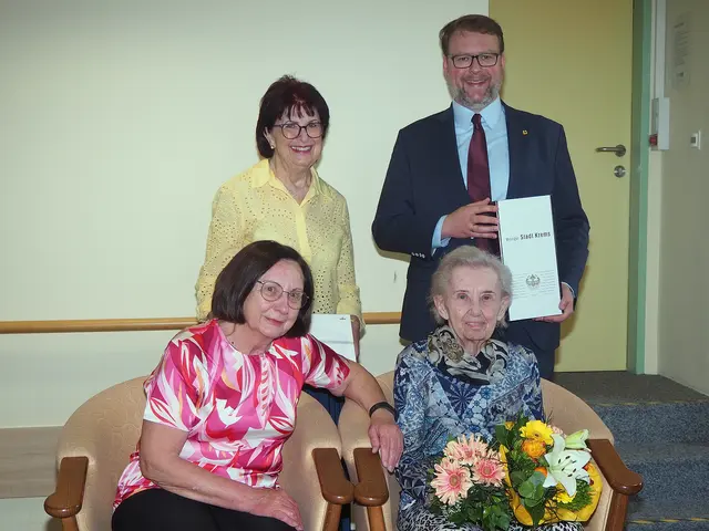 Alles Gute zum 90. Geburtstag, Frau Walburga Kaderschabek!