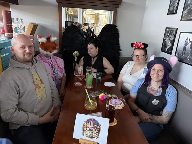 Nadine, Viktoria, Michelle, Lukas, Kathi