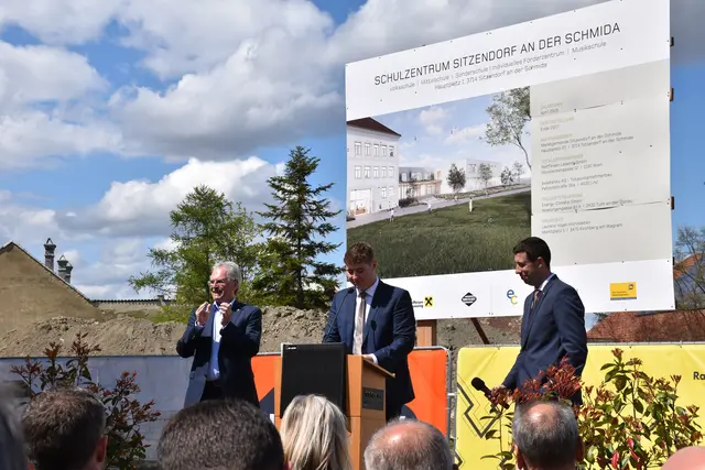 Landtagspräsident Karl Wilfing gratulierte zur Entscheidung für dieses Projekt. | Foto: Alexandra Goll