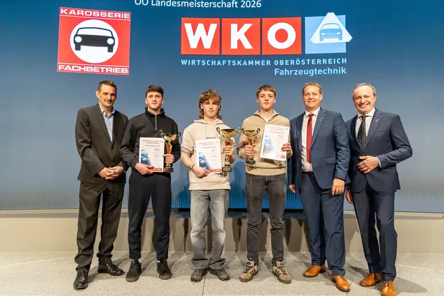 David Breitwieser, Vicentiu Homorean (2. Platz), Simeon Seis (1. Platz), Johannes Stangl (3. Platz), Thomas Urthaler und Christian Lacher (v.l.). | Foto: cityfoto.at 