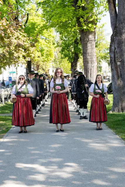 Festlicher Umzug zum Welser Stadtplatz. | Foto: WMT/ Chris Holzinger