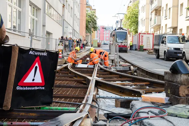 Im Sommer müssen sich Währingerinnen und Währinger auf intensive Wochen der Öffi-Einschränkungen einstellen.  | Foto: Wiener Linien
