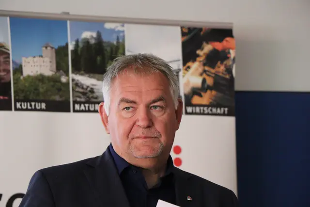 Helmut Mall, Bürgermeister von Sankt Anton am Arlberg ist Obmann von regioL | Foto: Thomas Seelos