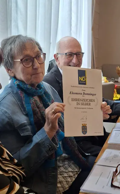 Silberne Ehrenzeichen für Eleonora Donninger. | Foto: privat