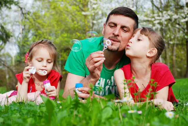 [Anzeige] Die besten Geschenk-Ideen zum Vatertag für jeden Papa