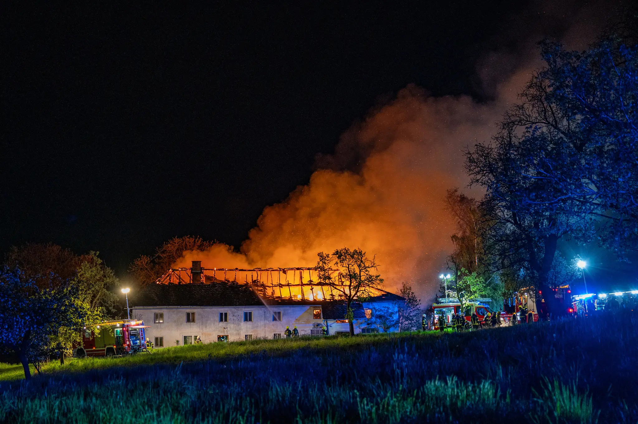 Katsdorf: Major fire caused by lawnmower battery - | Perg