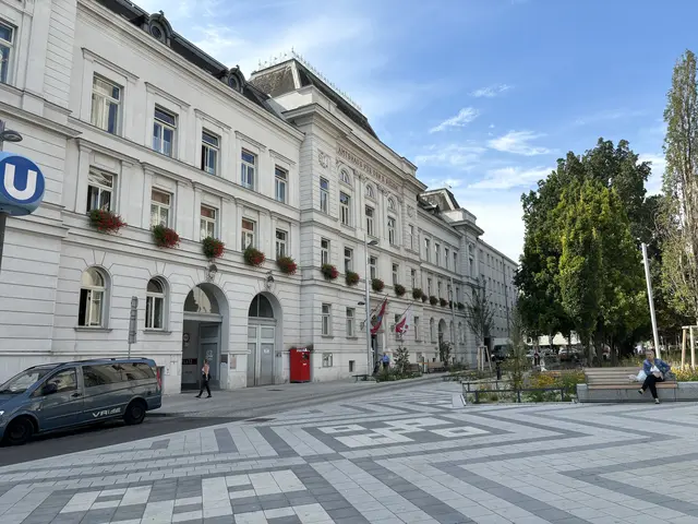 In der nicht öffentlichen Kulturkommission werden heuer rund 220.000 Euro vergeben.  | Foto: Luca Arztmann/MeinBezirk
