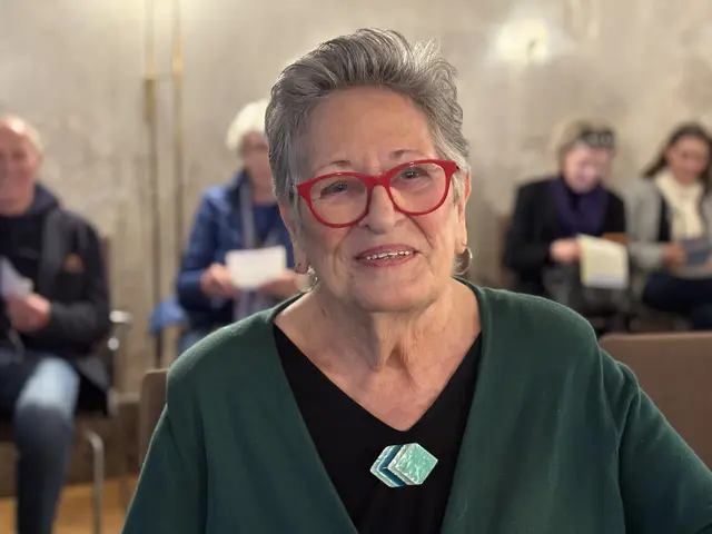 Maria-Luise-Göransson kritisiert die neuen Citybusse. | Foto: Fabian Franz/MeinBezirk