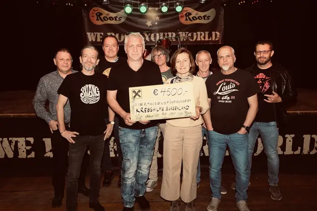Durch das bereits traditionelle "Rock gegen Krebs" des Vereins Seewinkler Szene im "Back to the Roots" konnten heuer 4.500,- Euro an die Krebshilfe Burgenland übergeben werden. | Foto: Back to the Roots 