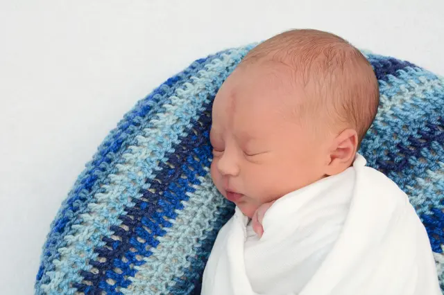 Name: Elias
Geburtsdatum: 20.04.2026
Gewicht: 2.715 g
Größe: 51 cm
Eltern: Yvonne Schwarz und Stefan Berger aus Kindberg | Foto: Babysmile