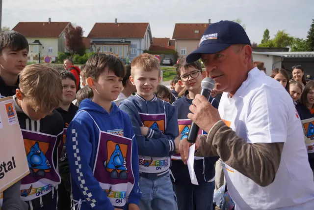 Die Schülerinnen und Schüler zeigten dabei Teamgeist, Geschick und großes Wissen an verschiedenen Stationen. | Foto: MeinBezirk / Jennifer Flechl