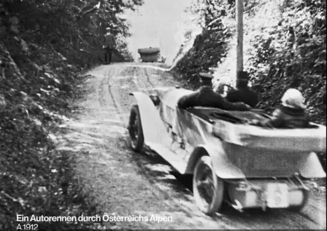Die steilsten Pässe der Ostalpen auf größtenteils unbefestigten Straßen erschwerten die Konditionen für die Rennfahrer. | Foto: Michael Skihar