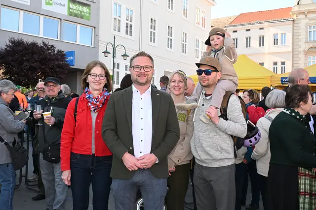 Traditionelles Maibaumaufstellen in fast allen Katastralgemeinden von Mistelbach
