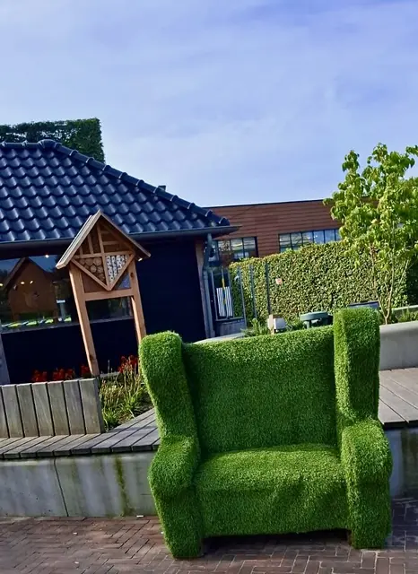 Nehmt bitte Platz ganz besonnen … ☀️?☕️