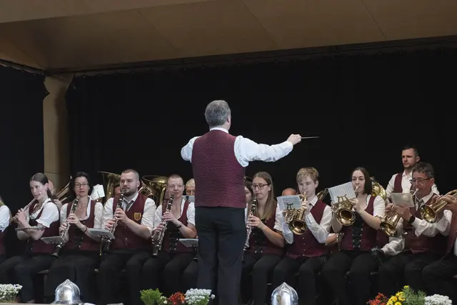 Bereits beim Marsch zur Segnung sowie bei den Feierlichkeiten danach wurde das Event musikalisch begleitet.  | Foto: Sophia Braun
