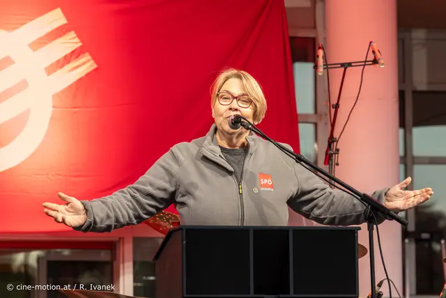 Bürgermeisterin Karin Baier bei ihrer Festrede. | Foto: cine-motion.at / R. Ivanek