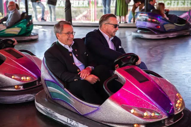Buntes Politdoppel mit Johannes Schmid und Helmut Linhart | Foto: Rusk Video