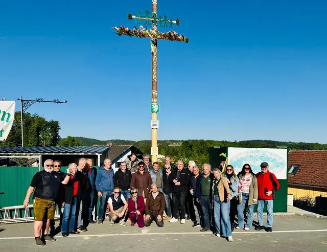 Der Mellacher Generationen-Maibaum