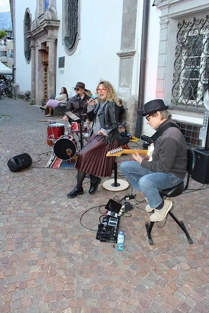 Live-Musik am Stiftsplatz