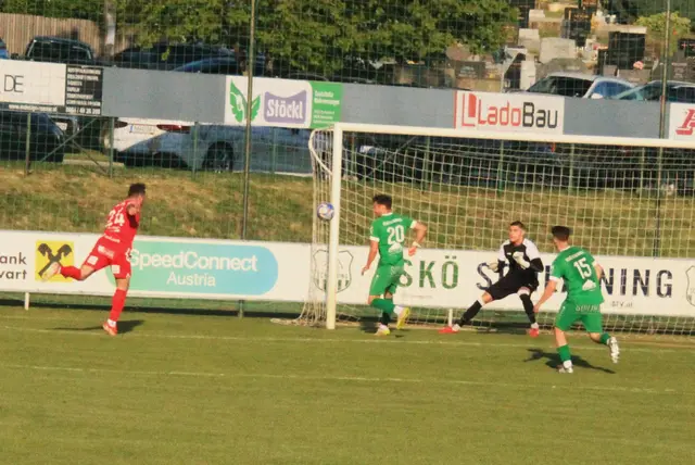 Dario Tadic erzielte per Kopf das 3:0 für Pinkafeld (32.) - danach war die Messe gelesen - und Pinkafeld spielte sich zu einem klaren 6:0 Auswärtssieg. | Foto: Peter Seper