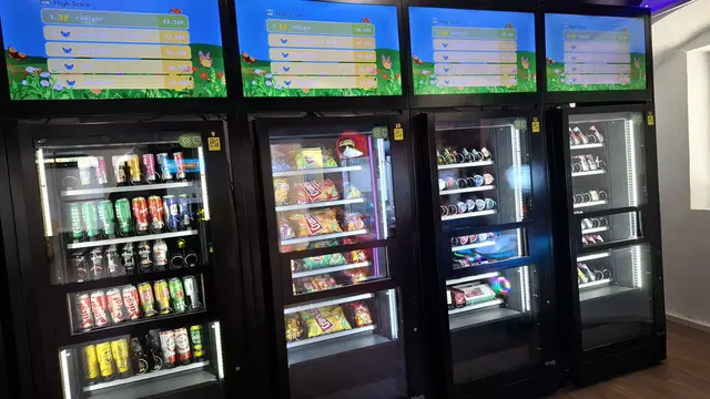 Der E-Kiosk bietet auch Alkohol an. | Foto: Josef Wind