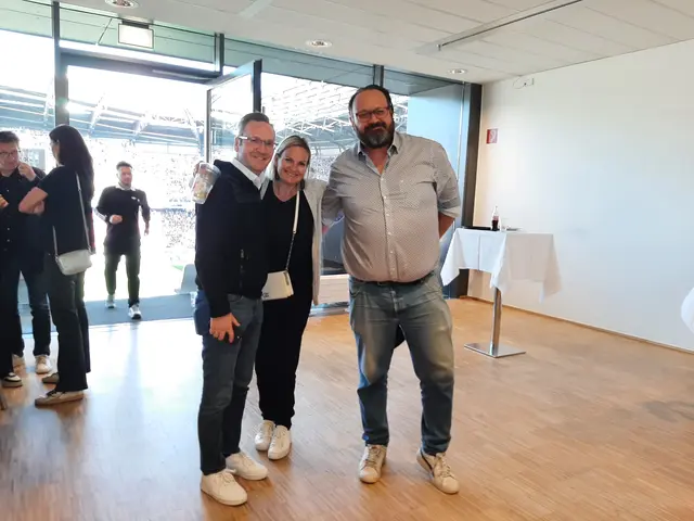 TC Fresach Präsident Hannes Arrich (r.) hat Rapid Wien Fußballblut in seine Adern fließen. Aber auch ein Cupfinale ohne seine grpün-weißen ist für ihn Pflicht.  | Foto: Tiefling/KK