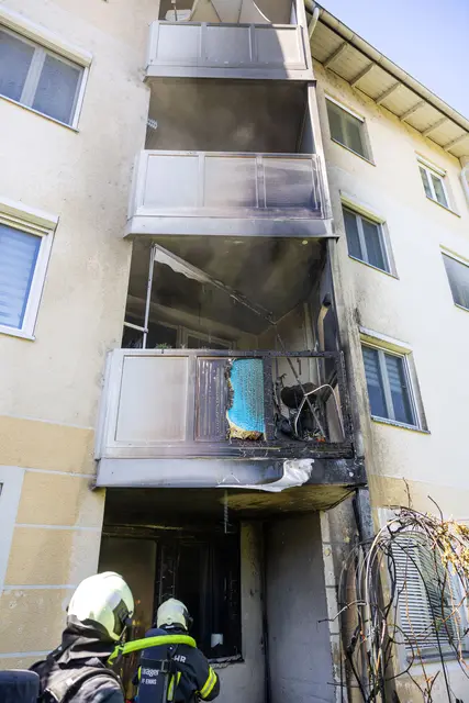 Balkon in Enns stand in Flammen - Nachbarn griffen beherzt ein