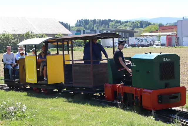 Auch die Feldbahn war in Betrieb | Foto: Gerhard Langmann