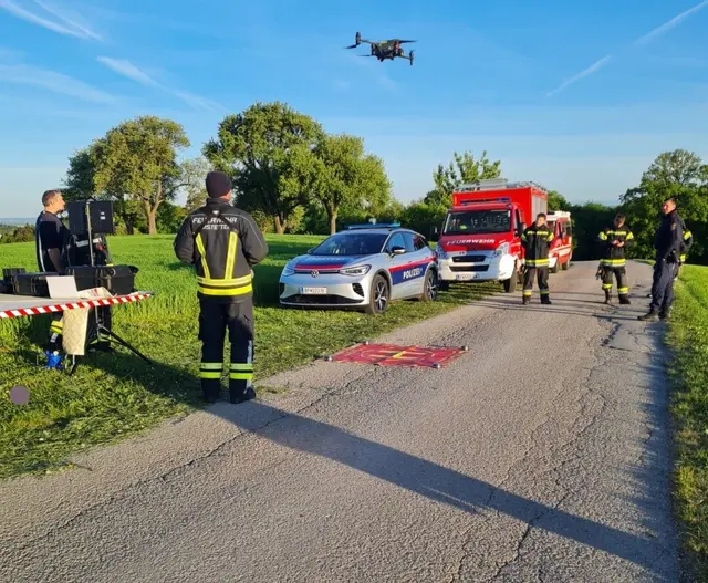 Neuhofen/Ybbs: Aufwändige Suche nach verunglücktem Auto blieb erfolglos