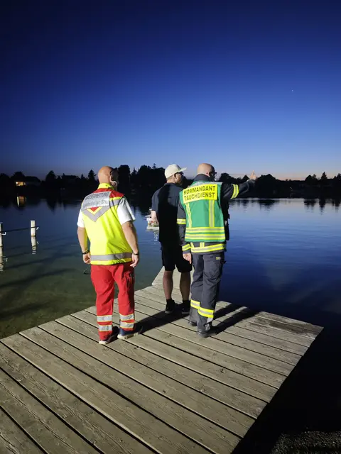 Suche nach vermissten Taucher am Neufelder See wird fortgesetzt