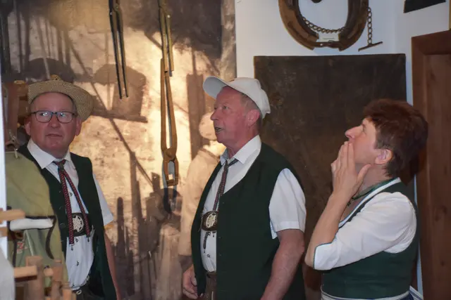 Rekordbesuch bei „Persönlichkeiten gestern und heute" in der Heimatstube Pabneukirchen 2026.  | Foto: Zinterhof