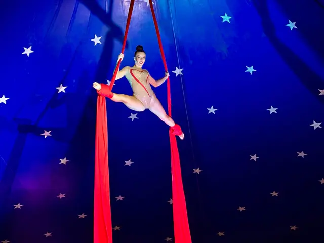 Die Mischung aus Artistik, Musik und kleinen humorvollen Einlagen sorgte für eine durchgehend lebendige Atmosphäre in der Manege. | Foto: Markus Kahrer
