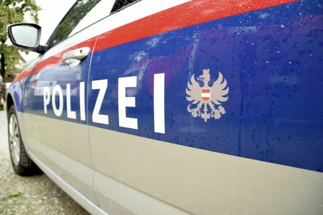 Die Polizei stoppe im Bezirk Kitzbühel gleich zwei Autoraser, einen davon sogar ohne Führerschein. | Foto: Bamberger (Symbolfoto) 