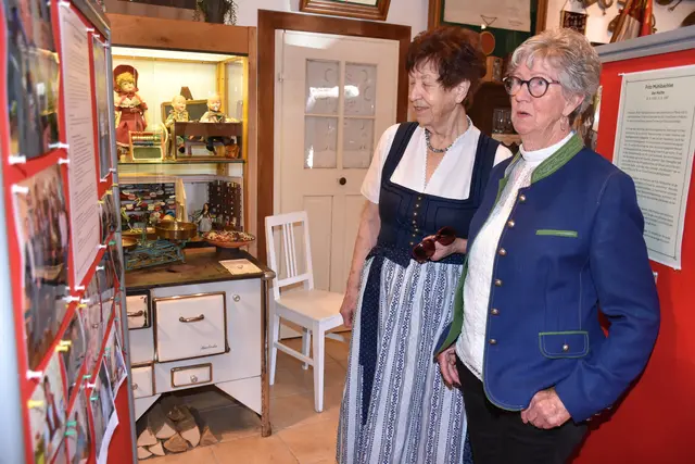 Rekordbesuch bei „Persönlichkeiten gestern und heute" in der Heimatstube Pabneukirchen 2026.  | Foto: Zinterhof