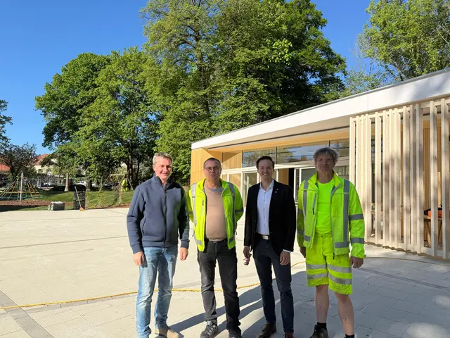 Die Arbeiten im Rintpark befinden sich in der Endphase. Die Grünraumgestaltung und letzte Montagen im Innen- und Außenbereich werden in den nächsten Tagen abgeschlossen, damit für die Eröffnung am 9. Mai 2026 alles bereit ist. | Foto: Gemeinde Frohnleiten