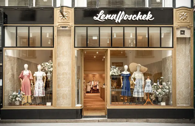 Der Store von Lena Hoschek befindet sich in der Seilergasse 16. | Foto: AANOIR/ Robert Weinzettl