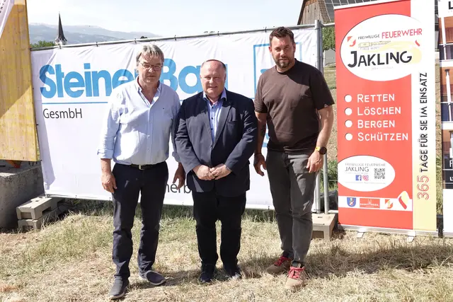 Bauleiter Horst Knapp, LAbg. Armin Geissler, Patrik Hauser.