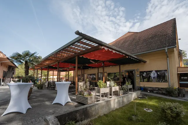Das neu gestaltete Café-Restaurant Piber lädt zum Kommen ein. | Foto: Gutternigh