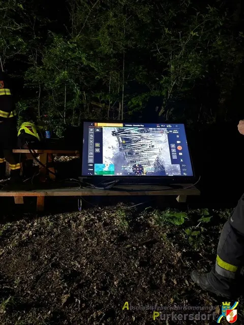 Mithilfe von Drohnen konnte die Brandentwicklung genau überwacht werden. | Foto: AFKDO Purkersdorf