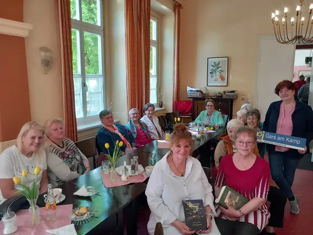 Garser Senioren genießen lebendige Sagenlesung