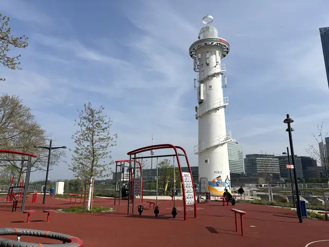 Das Sportareal mit Leuchtturm. | Foto: Michael Marbacher/MeinBezirk