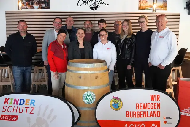 Sportfunktionäre/innen der ASKÖ trafen sich in der neuen MSV VIP Lounge im Pappelstadion um sich auszutauschen.